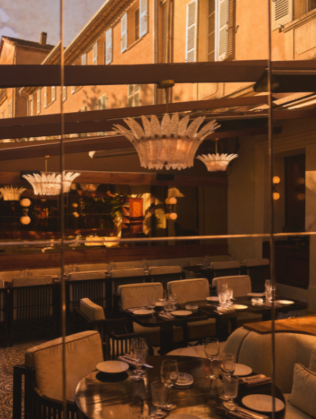 Journal 5 Restaurant - Le restaurant